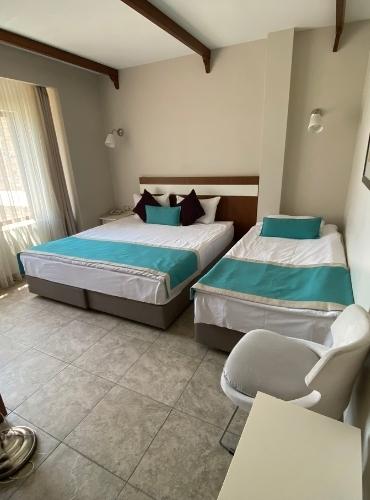 Triple Room with Sea View